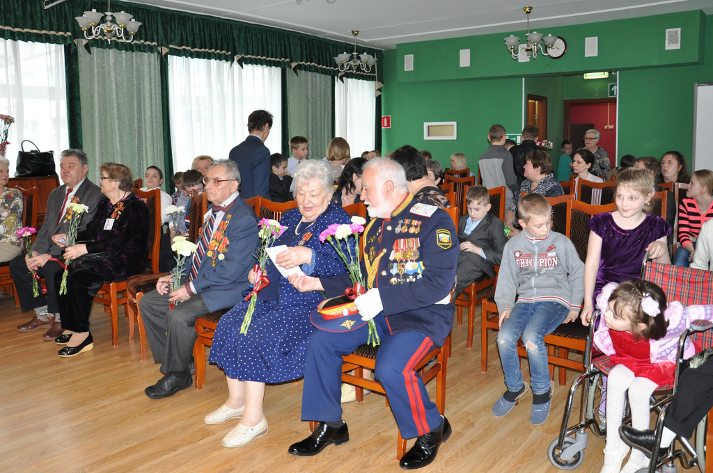 Молодежный театр «Событие» показал свой новый спектакль ветеранам Великой Отечественной войны