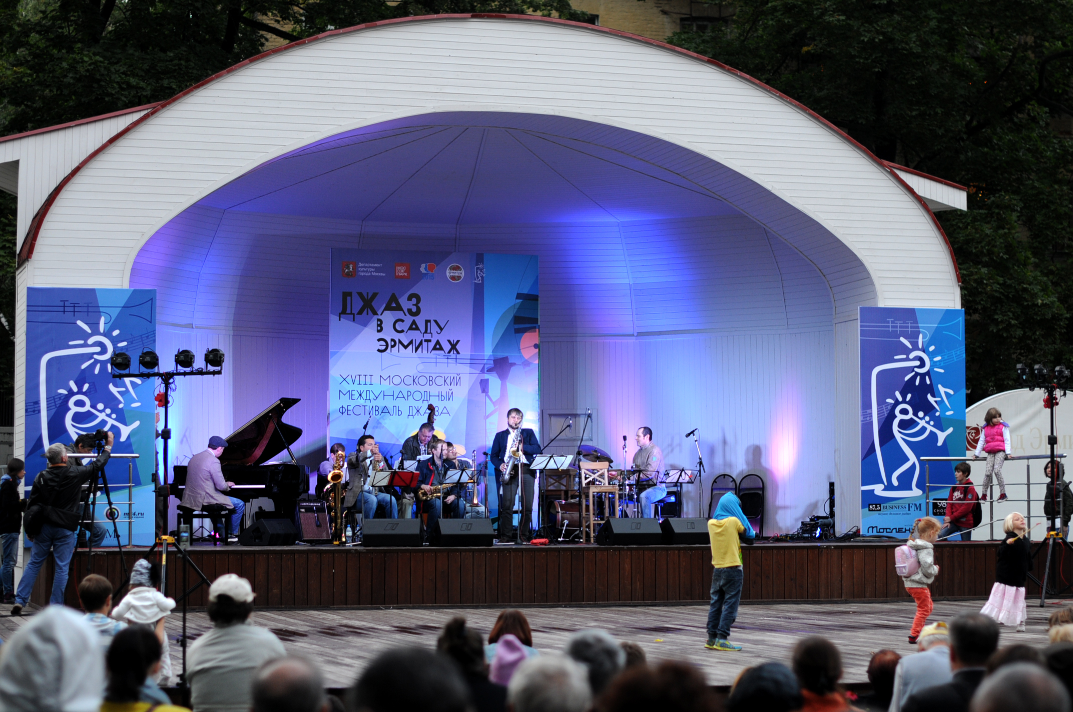 Фестиваль «Джаз в саду Эрмитаж» прошел при поддержке НФПП