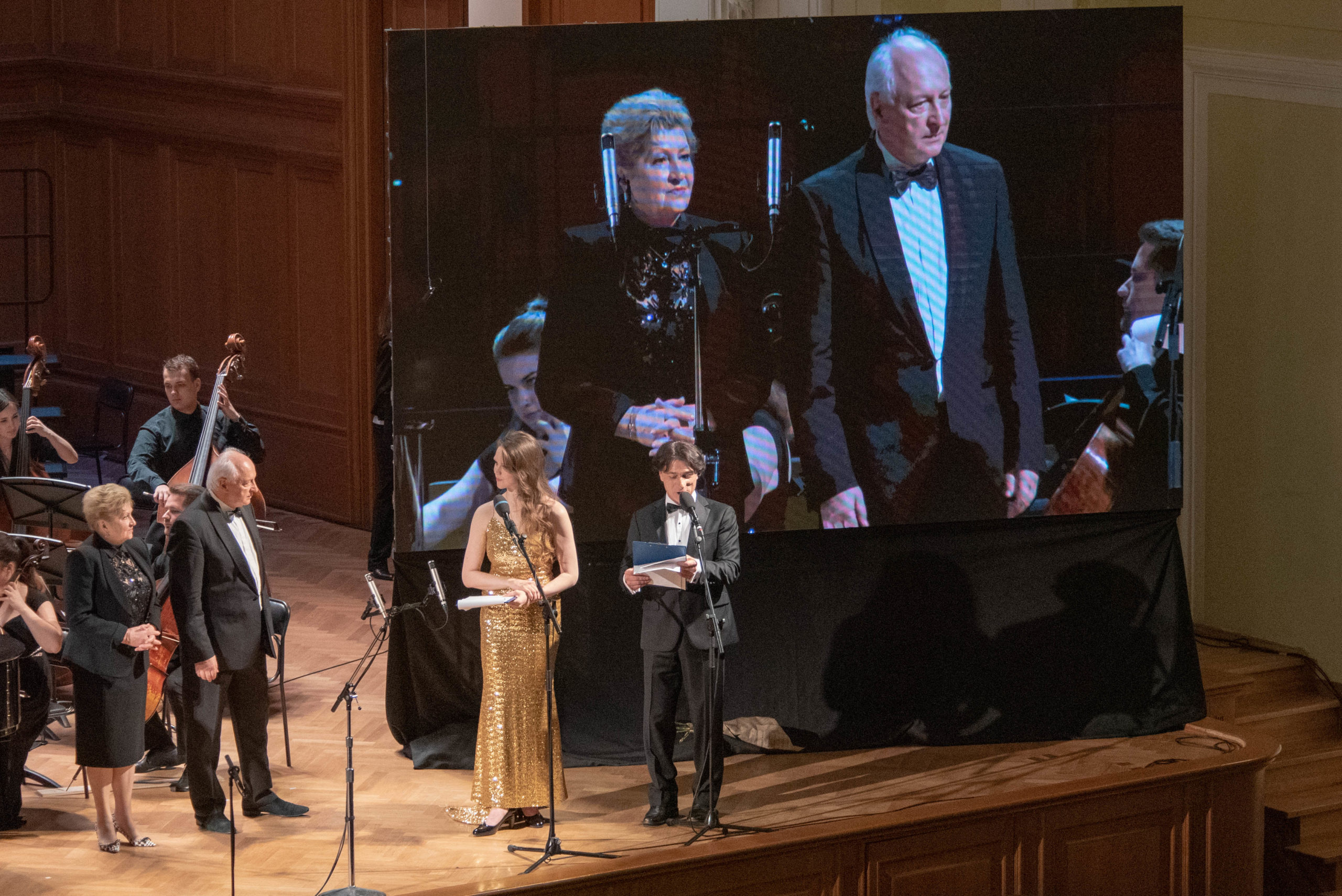 В честь юбилея «Ипполитовки» выдающимся музыкальным педагогам вручены премии от НФПП