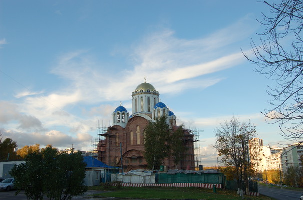 Фонд пожертвовал средства на строительство Покровского храма