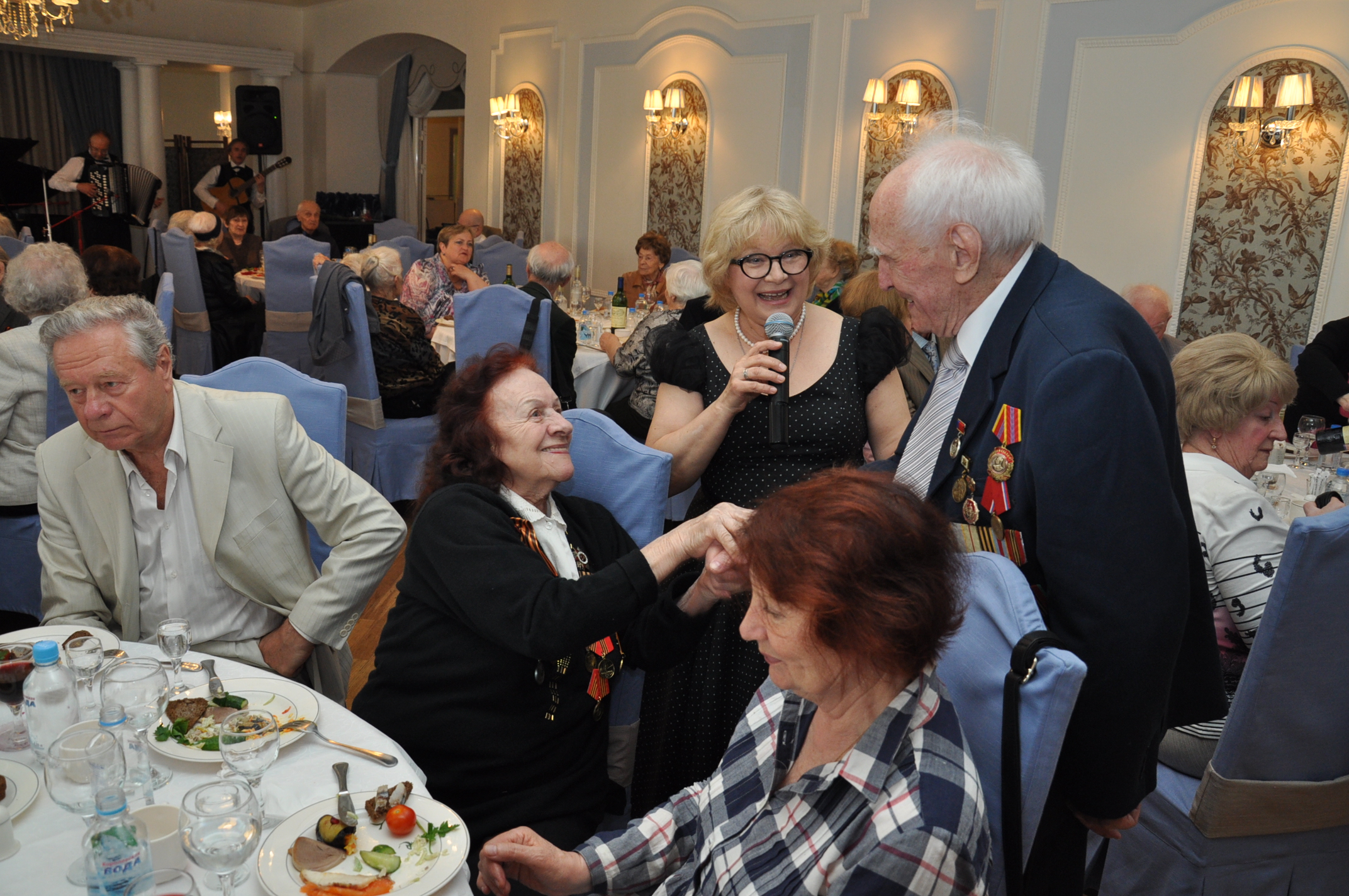 Фонд помог организовать в Доме актера праздник для ветеранов Великой Отечественной войны