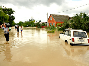 Помощь пострадавшим от стихийного бедствия на Кубани