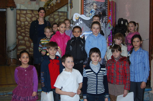 Фонд организовал экскурсию по киностудии «Союзмультфильм» для 20 детей-сирот