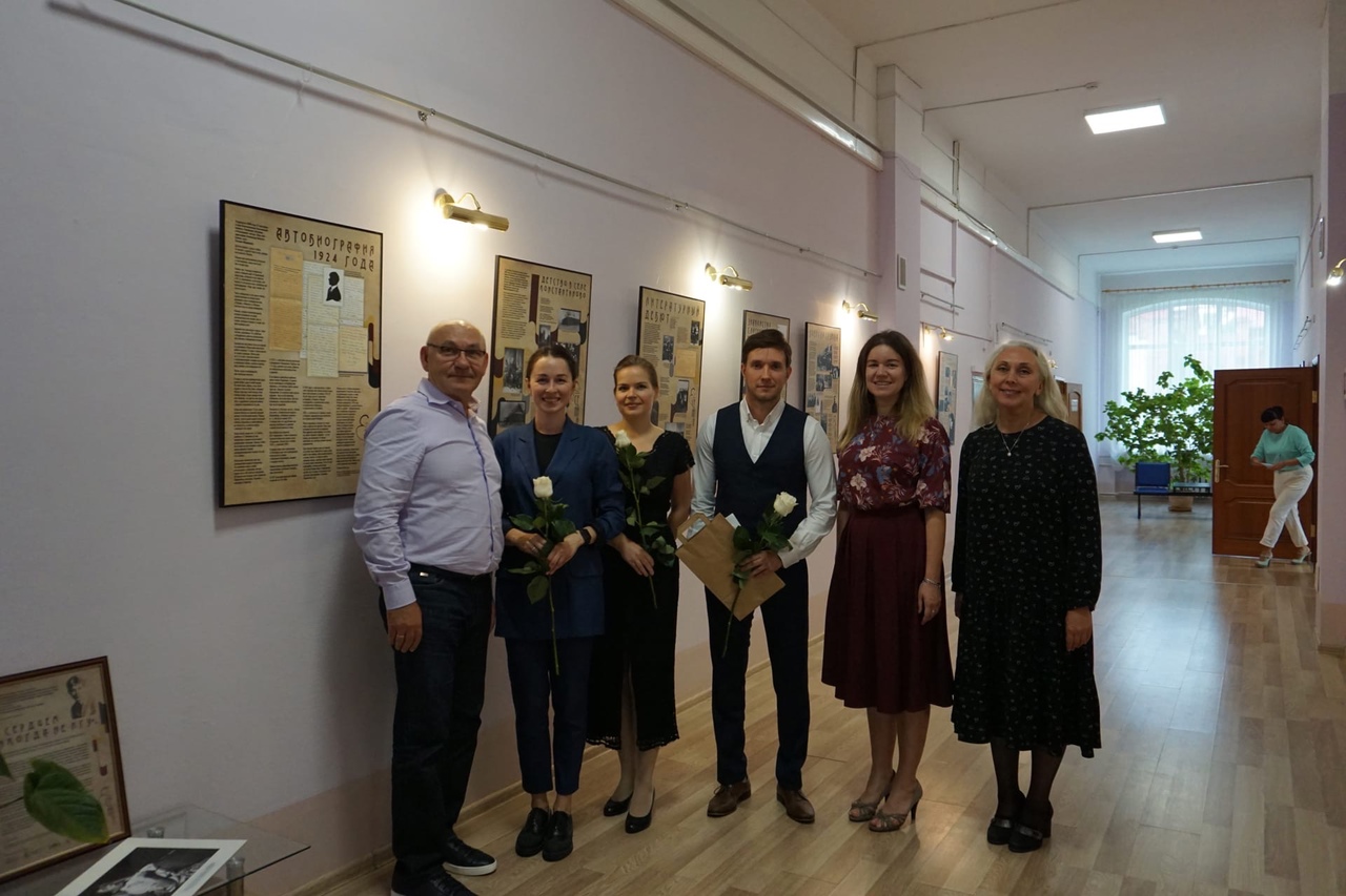 НФПП, БФА и ИМЛИ РАН открыли в Черняховске выставку, посвященную Сергею Есенину