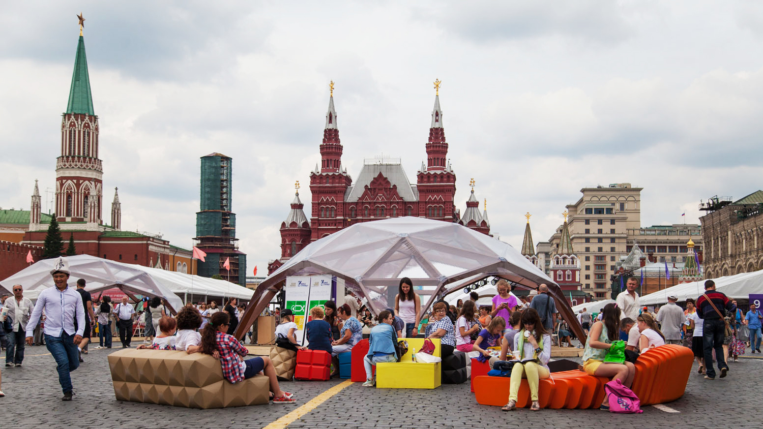 В Москве пройдет книжный фестиваль «Красная площадь»