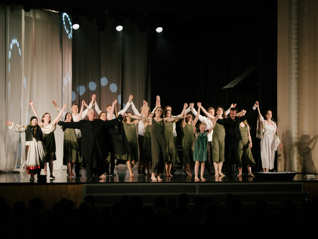 НФПП показал спектакль «Русалка» по мотивам поэмы Пушкина на сцене Дворца культуры железнодорожников в Екатеринбурге